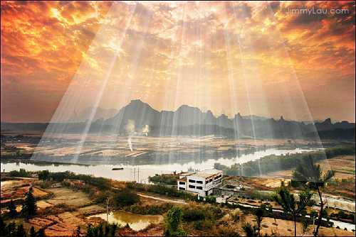 ‘Photoshop为山水图片制作模拟耶稣光(云间透射出来的光束)‘