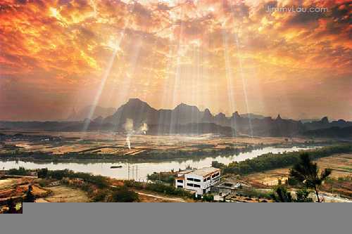 ‘Photoshop为山水图片制作模拟耶稣光(云间透射出来的光束)‘