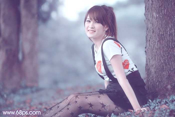 ‘photoshop利用通道替换为树林美女增加柔美的淡调蓝紫色‘
