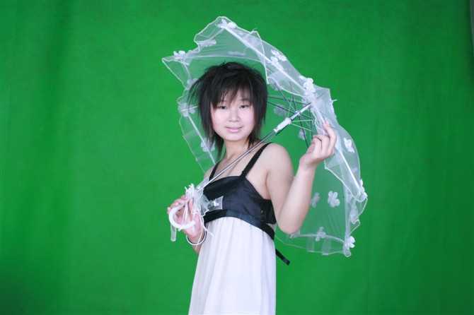 ‘Photoshop打造暗调青蓝色人物签名效果‘