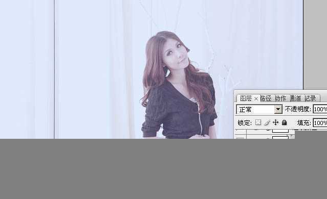 ‘Photoshop为室内美女调制出柔和的韩系淡紫色‘