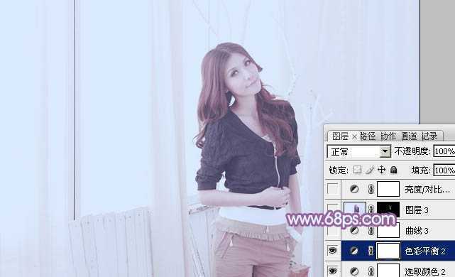 ‘Photoshop为室内美女调制出柔和的韩系淡紫色‘