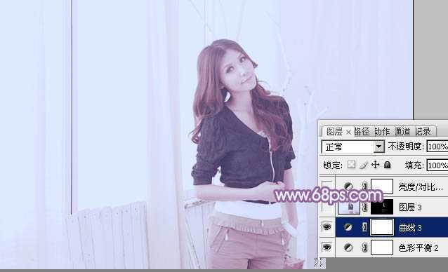 ‘Photoshop为室内美女调制出柔和的韩系淡紫色‘