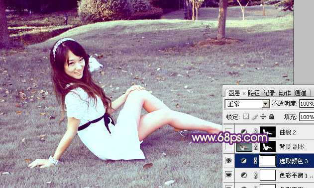 ‘Photoshop将外景草地美女图片调制出淡淡甜美的青紫色‘