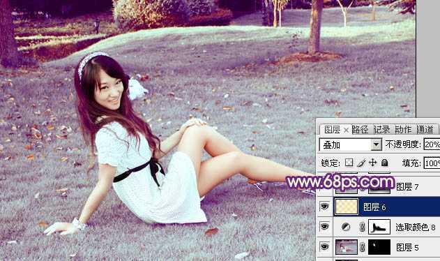 ‘Photoshop将外景草地美女图片调制出淡淡甜美的青紫色‘