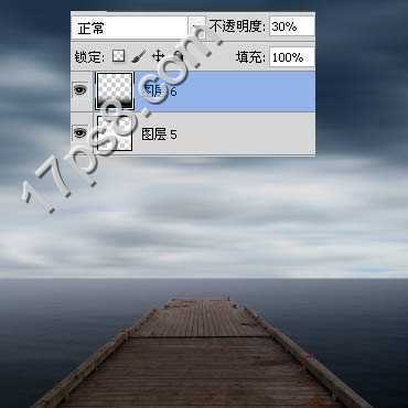 ‘photoshop合成制作出奇形怪状的石头房子矗立在海边的恐怖场景‘