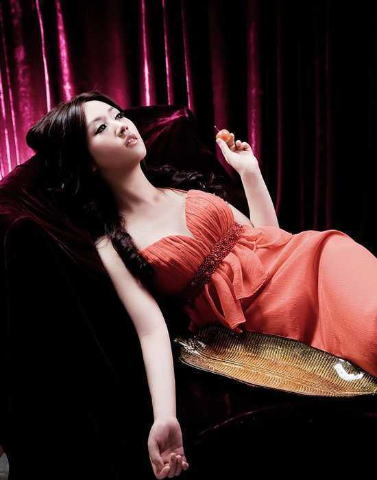 ‘Photoshop快速制作朦胧美感的个性人物签名‘