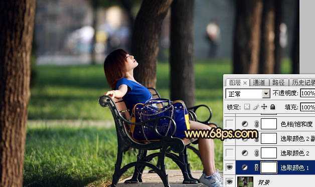 ‘Photoshop将公园中的人物加上暗调秋季暖色‘