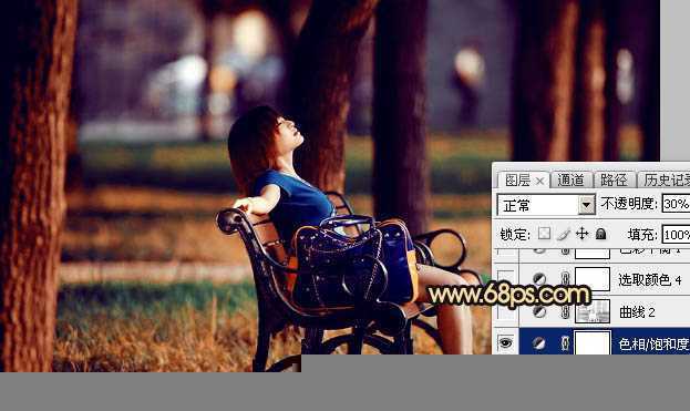 ‘Photoshop将公园中的人物加上暗调秋季暖色‘