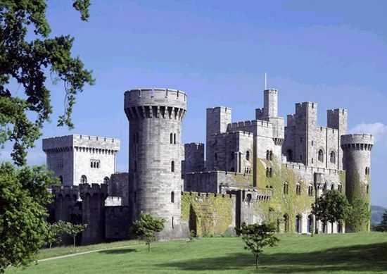 Photoshop照片合成:恐怖城堡