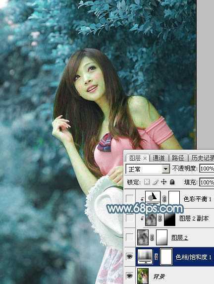 ‘Photoshop为树林美女图片调制出唯美的淡蓝色云彩效果‘