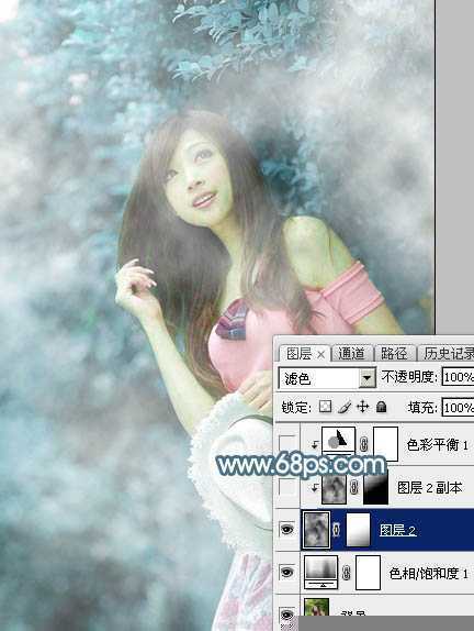 ‘Photoshop为树林美女图片调制出唯美的淡蓝色云彩效果‘