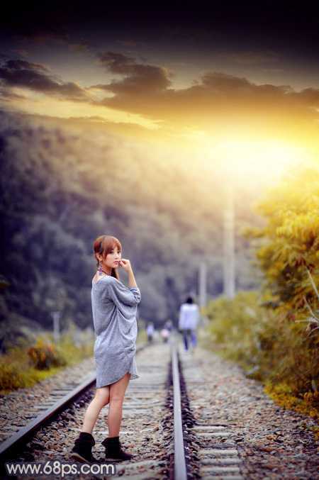 ‘Photoshop调出唯美的暗调霞光色的外景泛白图片‘