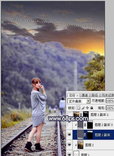 ‘Photoshop调出唯美的暗调霞光色的外景泛白图片‘