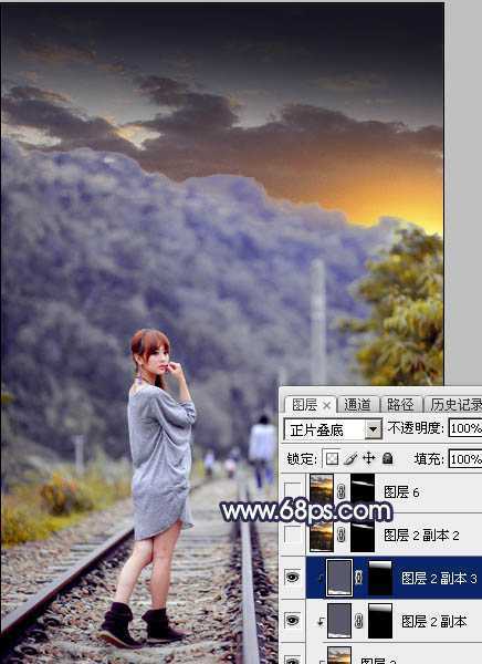 ‘Photoshop调出唯美的暗调霞光色的外景泛白图片‘