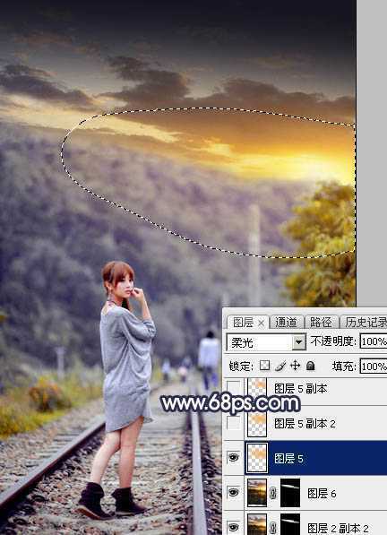 ‘Photoshop调出唯美的暗调霞光色的外景泛白图片‘