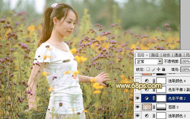 ‘Photoshop为野花中的美女打造出唯美的粉黄色‘