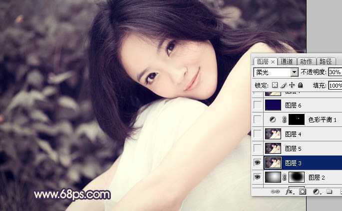 ‘Photoshop调出外景人物图片淡雅的黄褐色‘