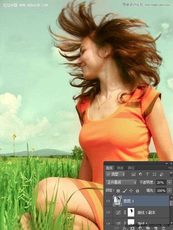‘Photoshop调出草地上女孩唯美清新的青绿色调教程‘