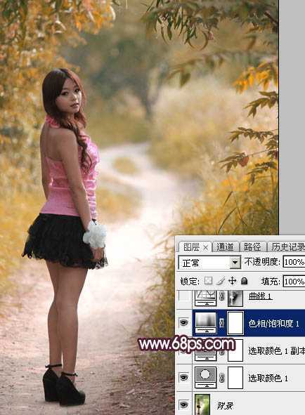 ‘Photoshop将树林人物图片打造唯美的暗调紫红色‘