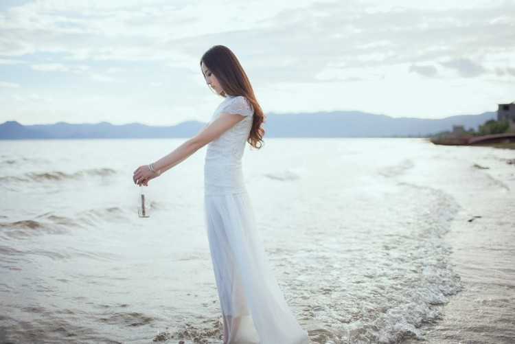 ‘Photoshop巧用PS插件渲染柔美人像效果‘