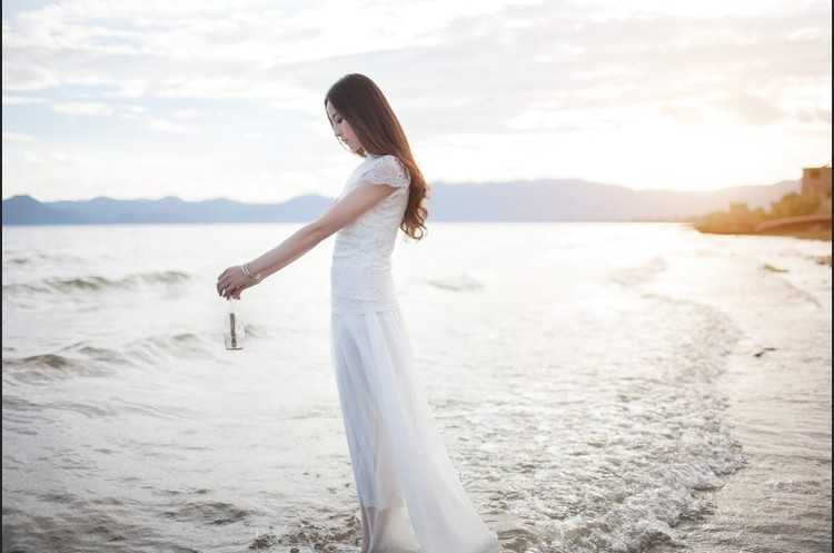 ‘Photoshop巧用PS插件渲染柔美人像效果‘