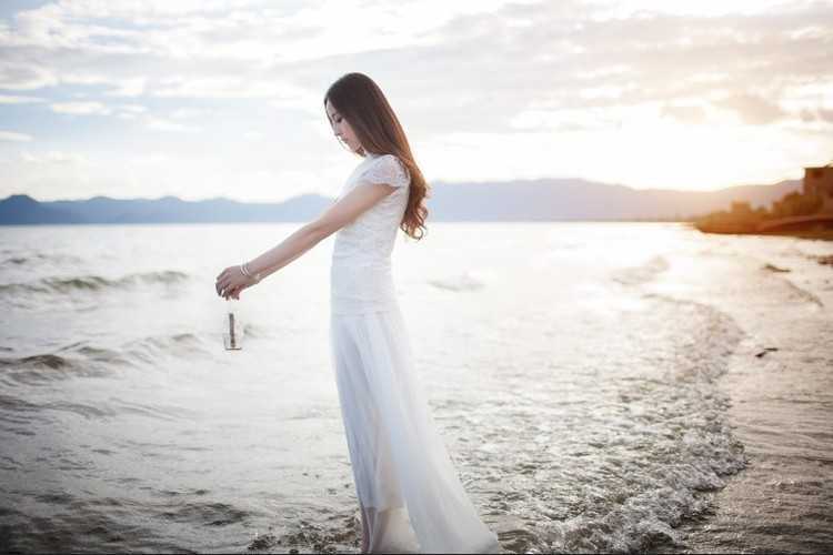 ‘Photoshop巧用PS插件渲染柔美人像效果‘