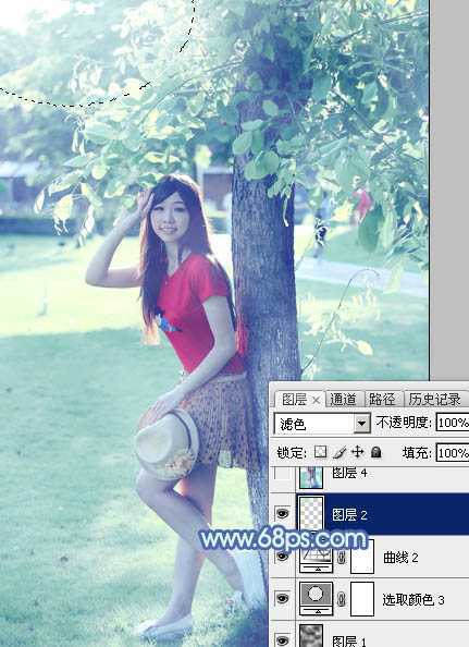 ‘Photoshop为树边的女孩增加流行的淡调青蓝色‘