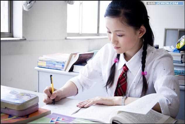 ‘PS教程:教你用PS给照片调出学生时代的回忆色调‘