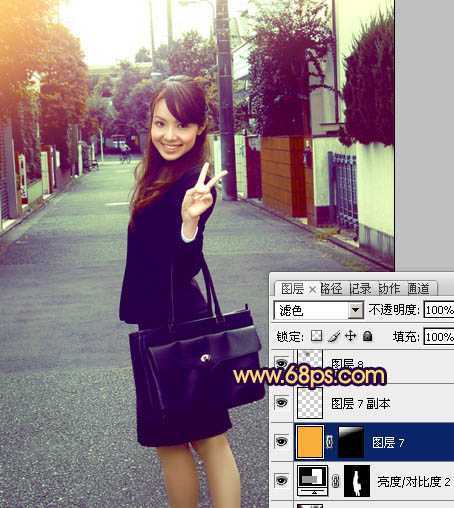 ‘Photosho将街道人物图片打造出甜美紫褐色‘