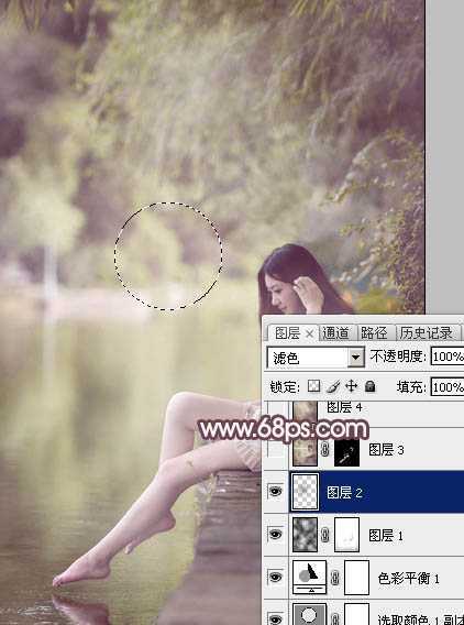 ‘Photoshop为湖边的美女加上淡淡的粉褐色‘