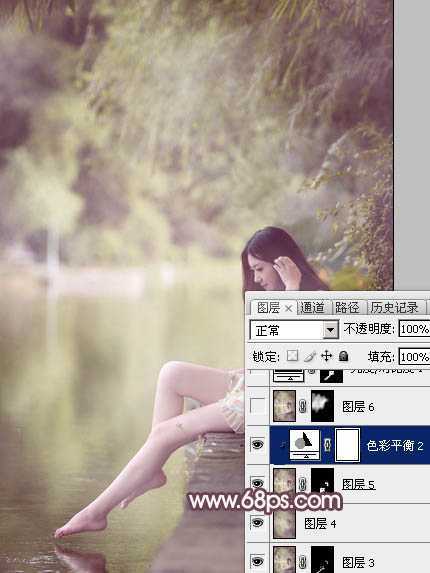 ‘Photoshop为湖边的美女加上淡淡的粉褐色‘