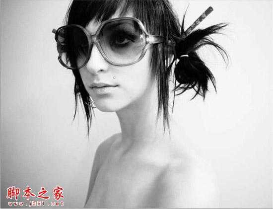 ‘Photoshop将人物头像转为黑白水彩画效果‘