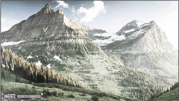 ‘Photoshop将翠绿的夏季图片转为冬季雪山效果‘