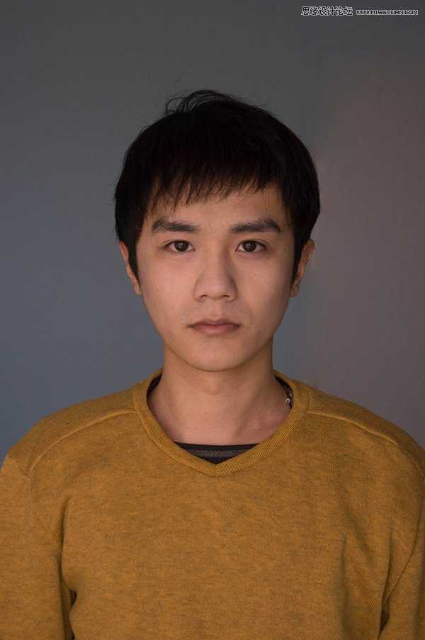 ‘Photoshop把人物照片变成搞怪的大头漫画效果‘