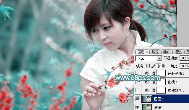 ‘Photoshop将桃花林中的美女加上清爽的古典淡青色‘