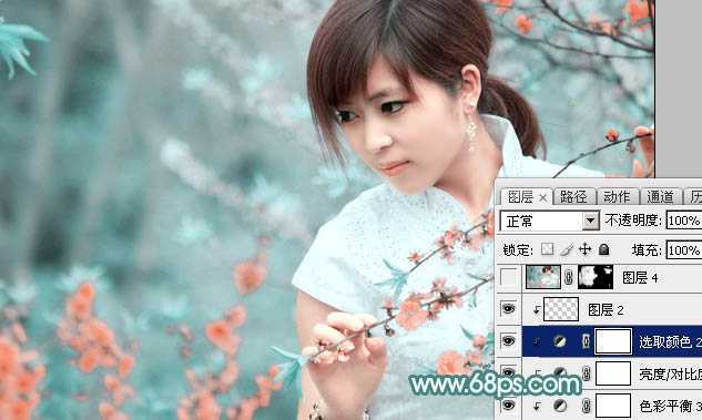 ‘Photoshop将桃花林中的美女加上清爽的古典淡青色‘