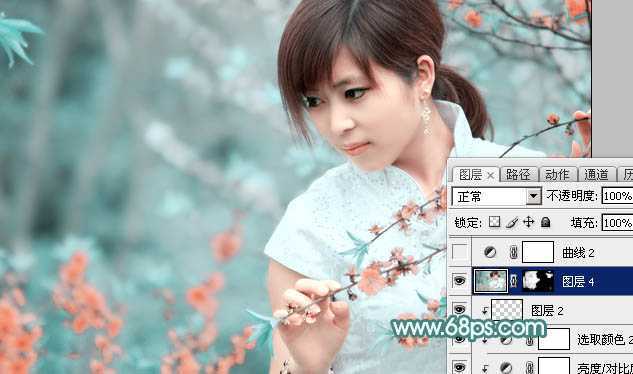 ‘Photoshop将桃花林中的美女加上清爽的古典淡青色‘