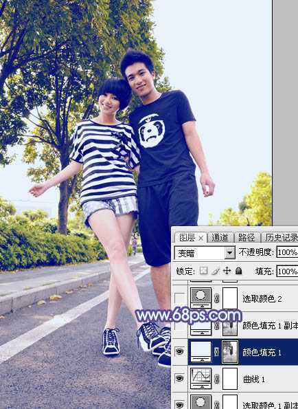 ‘Photoshop为街道情侣图片增加梦幻的蓝色调‘