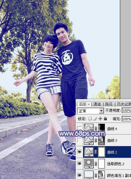‘Photoshop为街道情侣图片增加梦幻的蓝色调‘