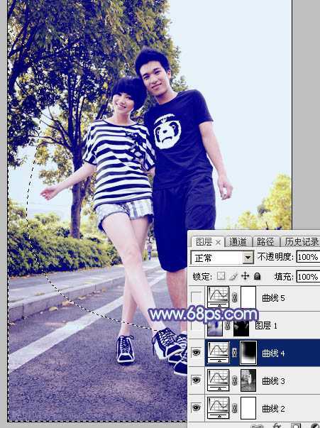 ‘Photoshop为街道情侣图片增加梦幻的蓝色调‘