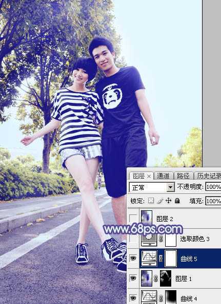 ‘Photoshop为街道情侣图片增加梦幻的蓝色调‘