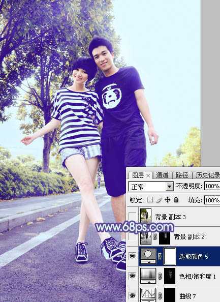‘Photoshop为街道情侣图片增加梦幻的蓝色调‘