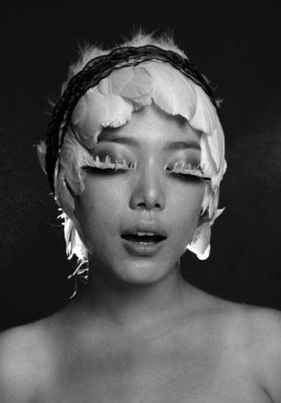 ‘photoshop利用双曲线为室内人像图片精修磨皮教程‘