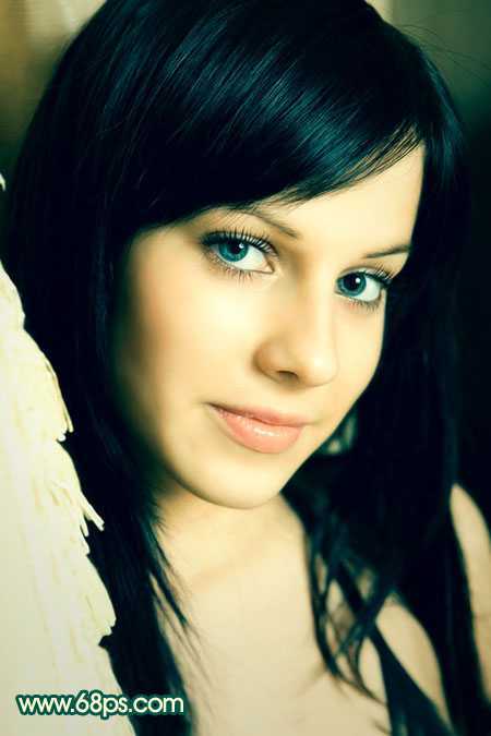 ‘Photoshop将美女图片调成暗调橙绿色‘