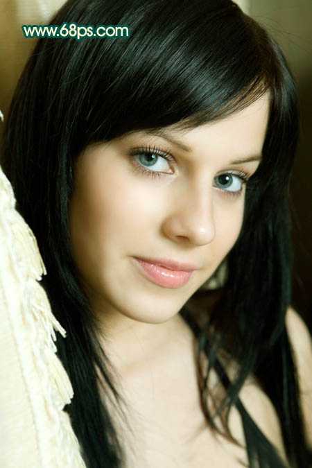 ‘Photoshop将美女图片调成暗调橙绿色‘