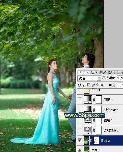 ‘Photoshop将树林婚片调成柔美的暗暖色‘
