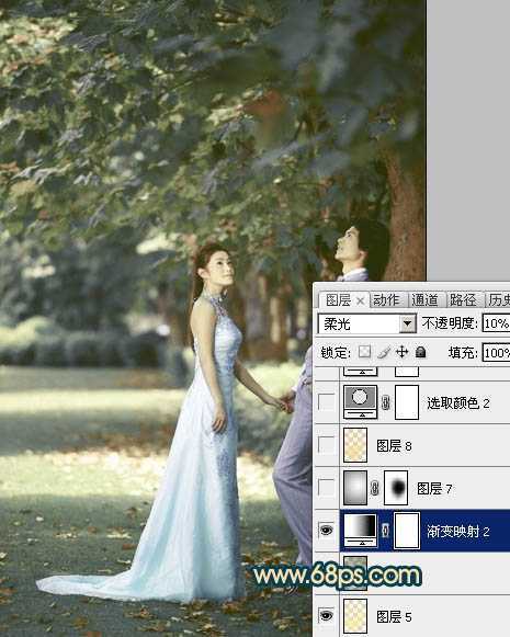 ‘Photoshop将树林婚片调成柔美的暗暖色‘