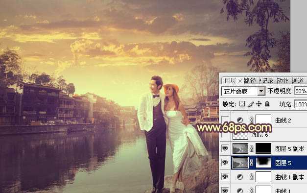 ‘Photoshop将古镇婚片调制出漂亮的霞光色效果‘