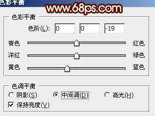 ‘Photoshop将人物图片调成淡淡的青黄甜美色‘
